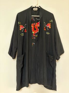 Silver Lake Dragon Embroidered Kimono Large Black